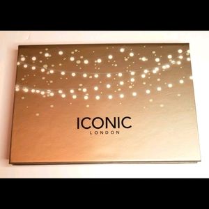 Iconic London Blaze Chaser Face Palette